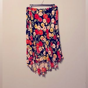 Hi low floral skirt from lane Bryant size 18/20 brand new never worn